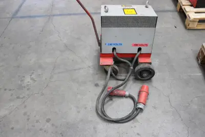 Transformateur Electro Dermo 17,5 KVA 230 V/ 380 Volts – kavel bij Trans Executive