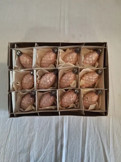Set vintage kerstversiering met diverse glazen ornamenten – kavel bij De Kringwinkel, Oudenaarde