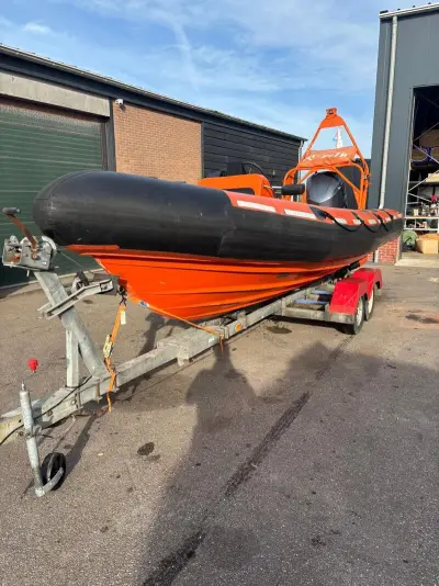 RIB-boot met buitenboordmotor, YAMAHA, 250 pk, op TTH EASYROLLER bootrailer – kavel bij Onlineveilingmeester, 't Zand