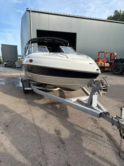 Polyester speedboot met inboard motor, STINGRAY, (58-02-YN) – kavel bij Onlineveilingmeester, 't Zand