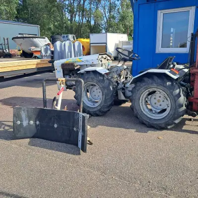 Compact-tractor, EBRO, A 30 L, incl. hydraulische rubberschuif – kavel bij Onlineveilingmeester, 't Zand