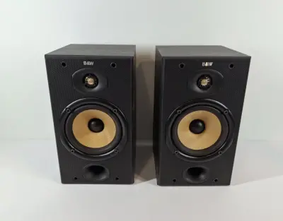 Set van 2 Bowers & Wilkins (B&W) luidsprekers – kavel bij De Kringwinkel, Geraardsbergen