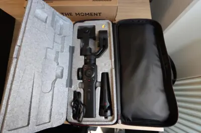 1 Gimbal Cam Stabilisator Fabr. ZHIYUN – kavel bij Schwarzfischer Auktionen, Frage