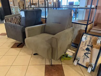 Draai fauteuil Sitdesign, olive groen – kavel bij Onlineveilingmeester, Joure