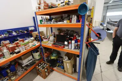 1 Blechsteckregal 1-teilig mit Ihnalt – kavel bij Schwarzfischer Auktionen, Frage