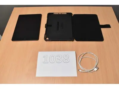 1 Apple iPad 7. Generation A2197 32 GB 10,2" (25,91cm) – kavel bij Zoll-Auktion, Lage