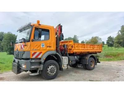 1 Lkw Daimlerchrysler Atego 1828 3-Seiten-Kipper mit HMF Ladekran – kavel bij Zoll-Auktion, Wurmsham