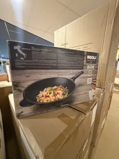 Wok pan Explora Italia Risolie, zwart – kavel bij Onlineveilingmeester, Joure