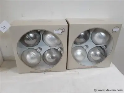 2 x Kerstballen glas 4 stuks zilver – kavel bij Vlavem