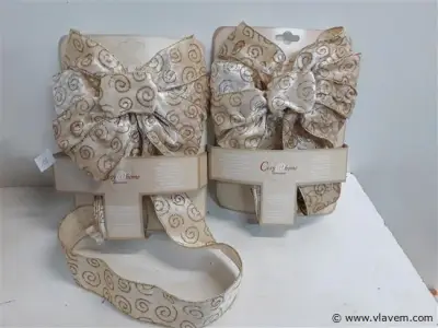 2 x Strik goud/wit 30 cm met staart van 1 M – kavel bij Vlavem