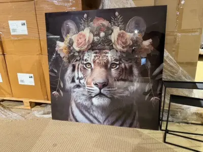 Schilderij gehard glas Tijger bloemenkrans Homebound – kavel bij Onlineveilingmeester, Joure