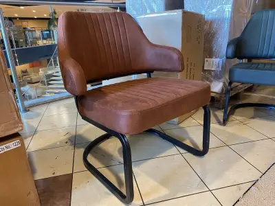 Fauteuil, cognac – kavel bij Onlineveilingmeester, Joure