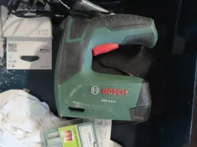 1 Handtacker – kavel bij Perlick Industrieauktionen