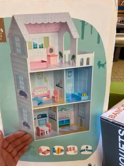 Poppenhuisje hout Louise – kavel bij Openbare Verkopen, Brugge