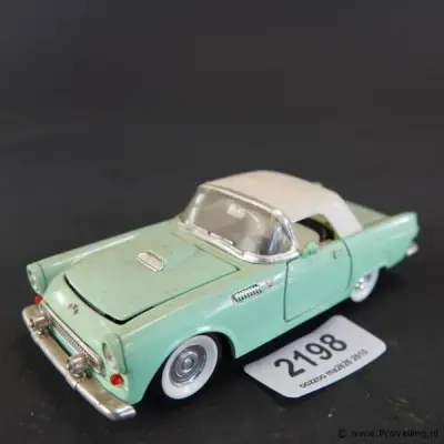Diecast schaalmodel Ford SS Thunderbird van het bouwjaar 1955 – kavel bij ProVeiling
