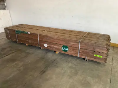 120x Azobé hardhouten tuinpaal gepunt 400x7x7cm – kavel bij XL Auctions
