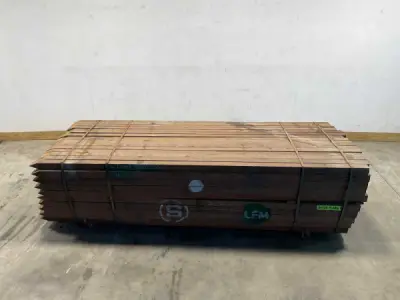 160x Azobé hardhouten tuinpaal FAS gepunt 275x6x6 cm – kavel bij XL Auctions