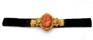 A Biedermeier repoussé choker necklace – kavel bij Veilinggebouw De Zwaan, Amsterdam