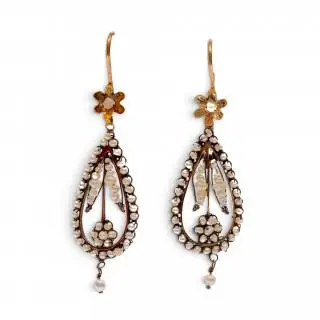 A pair of 19th century pearl earrings – kavel bij Veilinggebouw De Zwaan, Amsterdam
