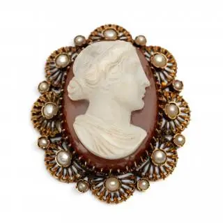 A 19th century cameo brooch – kavel bij Veilinggebouw De Zwaan, Amsterdam