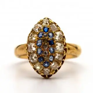 A sapphire and diamond ring – kavel bij Veilinggebouw De Zwaan, Amsterdam