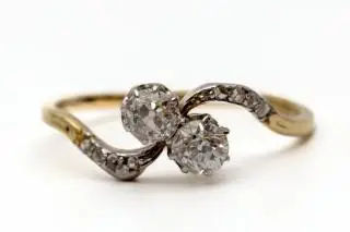 An early 20th century diamond toi et moi ring – kavel bij Veilinggebouw De Zwaan, Amsterdam