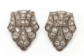 A pair of diamond dress clips, 1930's - 1940's – kavel bij Veilinggebouw De Zwaan, Amsterdam