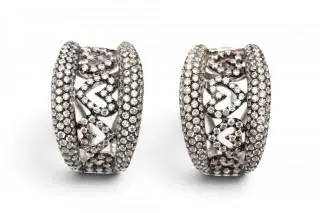 A pair of diamond earrings – kavel bij Veilinggebouw De Zwaan, Amsterdam