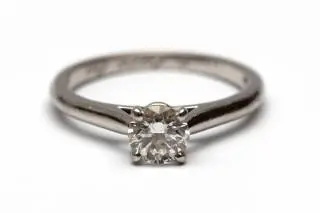 Cartier, diamond solitair ring, model 1895 – kavel bij Veilinggebouw De Zwaan, Amsterdam