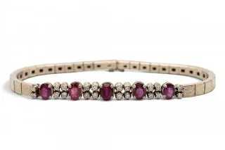 A ruby and diamond bracelet, 1960's - 1970's – kavel bij Veilinggebouw De Zwaan, Amsterdam