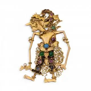 An Indonesian gem set Wayang brooch and pendant – kavel bij Veilinggebouw De Zwaan, Amsterdam