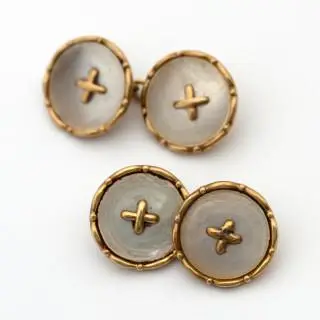 A pair of mother of pearl jumelles cufflinks – kavel bij Veilinggebouw De Zwaan, Amsterdam
