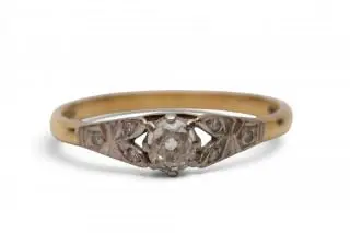 An English diamond solitair ring – kavel bij Veilinggebouw De Zwaan, Amsterdam
