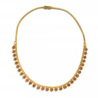 A ruby necklace – kavel bij Veilinggebouw De Zwaan, Amsterdam