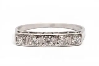 A diamond five stone ring – kavel bij Veilinggebouw De Zwaan, Amsterdam