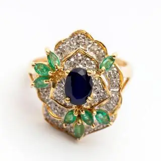 A gem set fantasy ring – kavel bij Veilinggebouw De Zwaan, Amsterdam