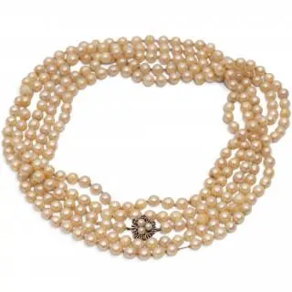 A single strand pearl necklace – kavel bij Veilinggebouw De Zwaan, Amsterdam