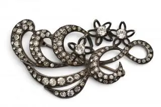 A French paste brooch – kavel bij Veilinggebouw De Zwaan, Amsterdam