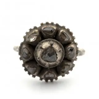 A diamond cluster ring – kavel bij Veilinggebouw De Zwaan, Amsterdam