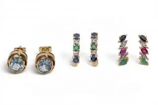 Three pairs of earrings – kavel bij Veilinggebouw De Zwaan, Amsterdam