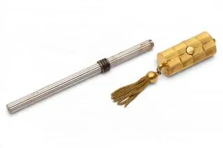 Bucherer, a gold plated bamboo shaped watch pendant and silver Dior ballpoint – kavel bij Veilinggebouw De Zwaan, Amsterdam