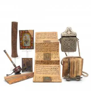 Zuidoost-Azië, een collectie religieuze objecten – kavel bij Veilinggebouw De Zwaan, Amsterdam