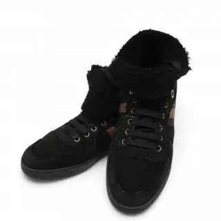 Gucci black with brown web suede sneakers, circa 00s – kavel bij Veilinggebouw De Zwaan, Amsterdam