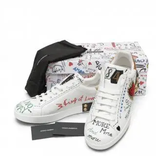 Dolce & Gabbana white leather portofino printed sneakers, circa 2017 – kavel bij Veilinggebouw De Zwaan, Amsterdam