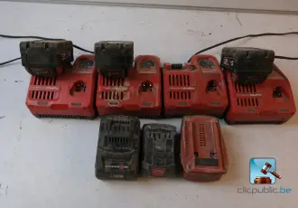 Lot de chargeurs et batteries – kavel bij Clicpublic
