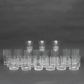 Deel van een drinkservies; 12 tumblers, 5 longdrink glazen – kavel bij Veilinggebouw De Zwaan, Amsterdam