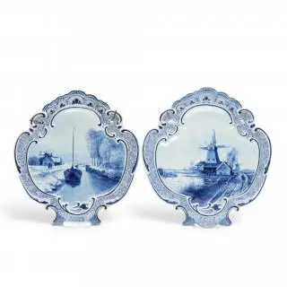 De Porcelyne Fles, een stel blauwwit aardewerken plaquettes, 1966 – kavel bij Veilinggebouw De Zwaan, Amsterdam