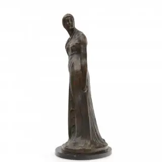 B. Matějíček, bruin gepatineerd bronzen sculptuur, staande vrouw, circa 1900 – kavel bij Veilinggebouw De Zwaan, Amsterdam