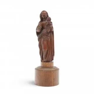 Vlaanderen, palmhouten sculptuur voorstellende Vlaanderen, gestoken notenhouten sculptuur van Madonna met kind, 17e eeuw – kavel bij Veilinggebouw De Zwaan, Amsterdam