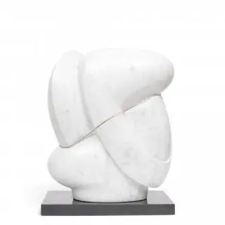 Leonie Molenaar (1938 - 2023), marmeren beeld, 'en taille directe' – kavel bij Veilinggebouw De Zwaan, Amsterdam